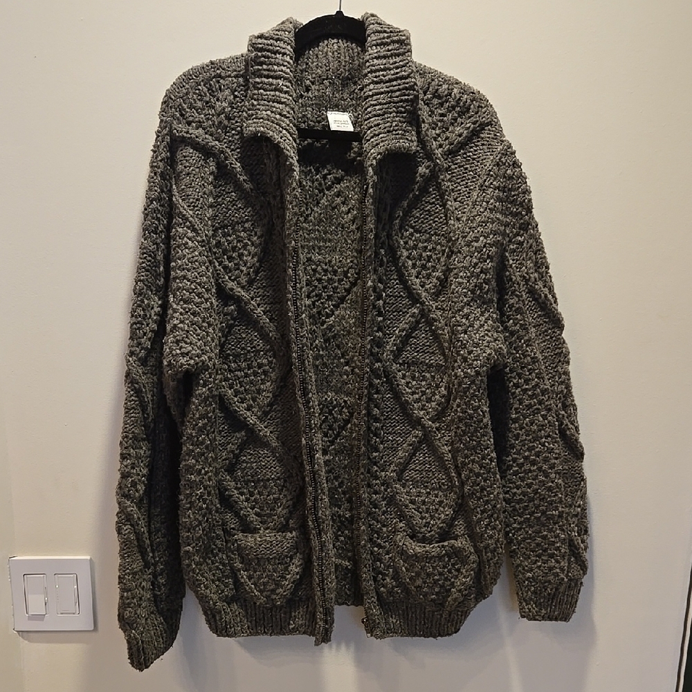 Chunky Knit Gray Cardigan with Cable Design